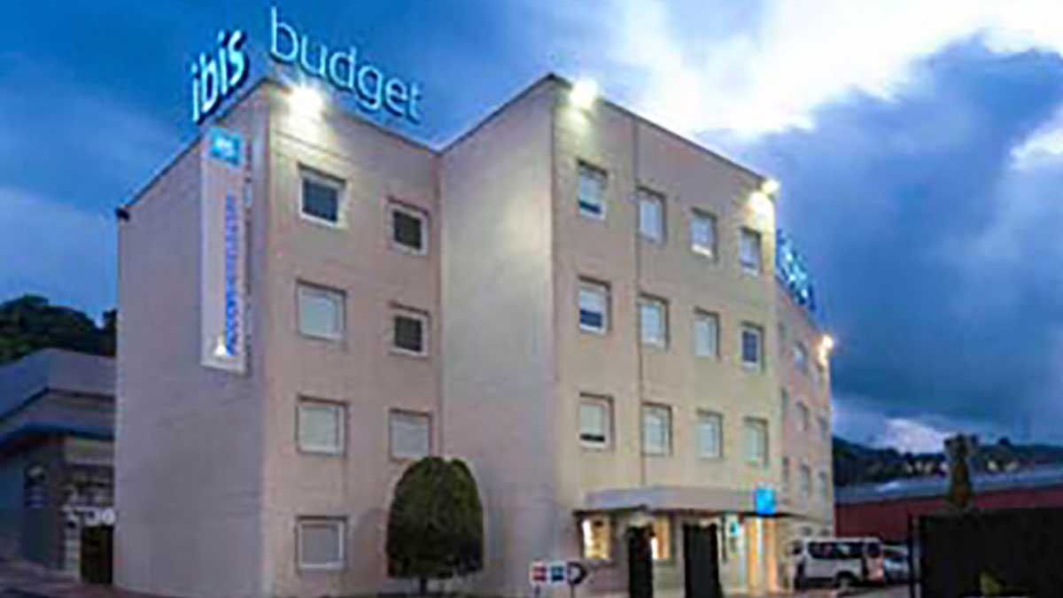 fachada ibis budget barakaldo